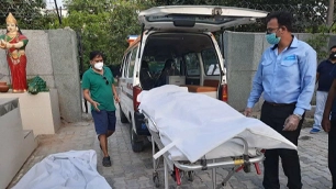 Volunteers from Kalinga Bharti Foundation providing aid during the COVID-19 pandemic